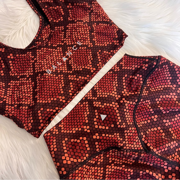 Balance Athletica Ascend Copperhead Leggings and Sports Bra Set M - Picture 4 of 6